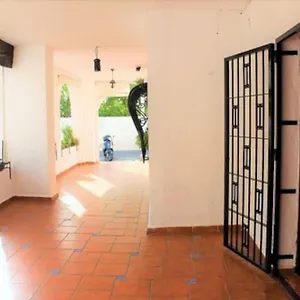 beautiful-spanish-apartment-in-torremolinos.hotelsinnerja.org/